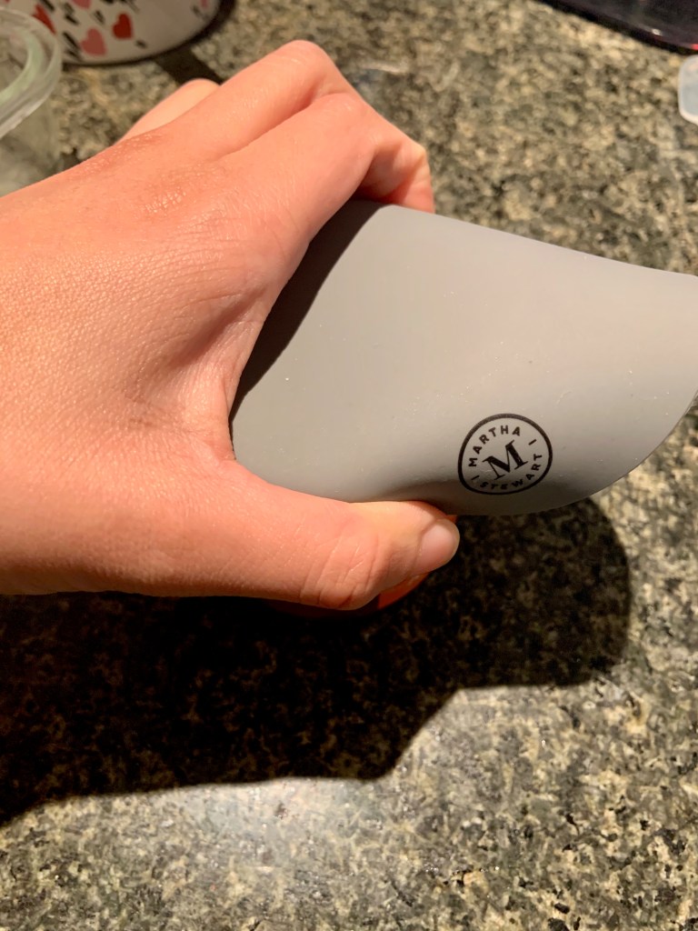 Easy grip jar opener