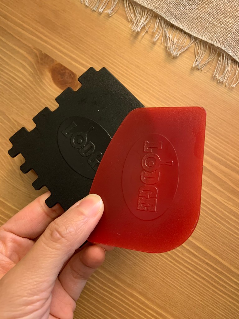 lodge cast iron scraper